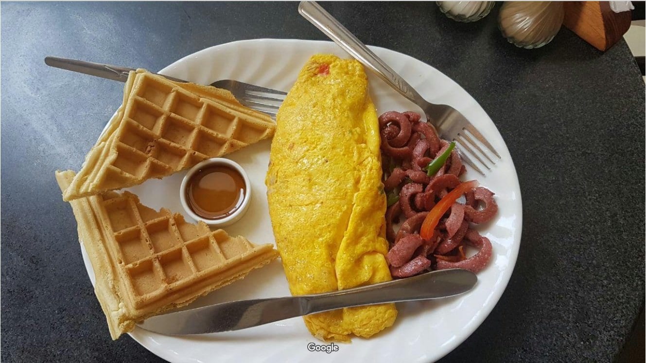 Breakfast at La Parisienne Restaurant, Addis Ababa
