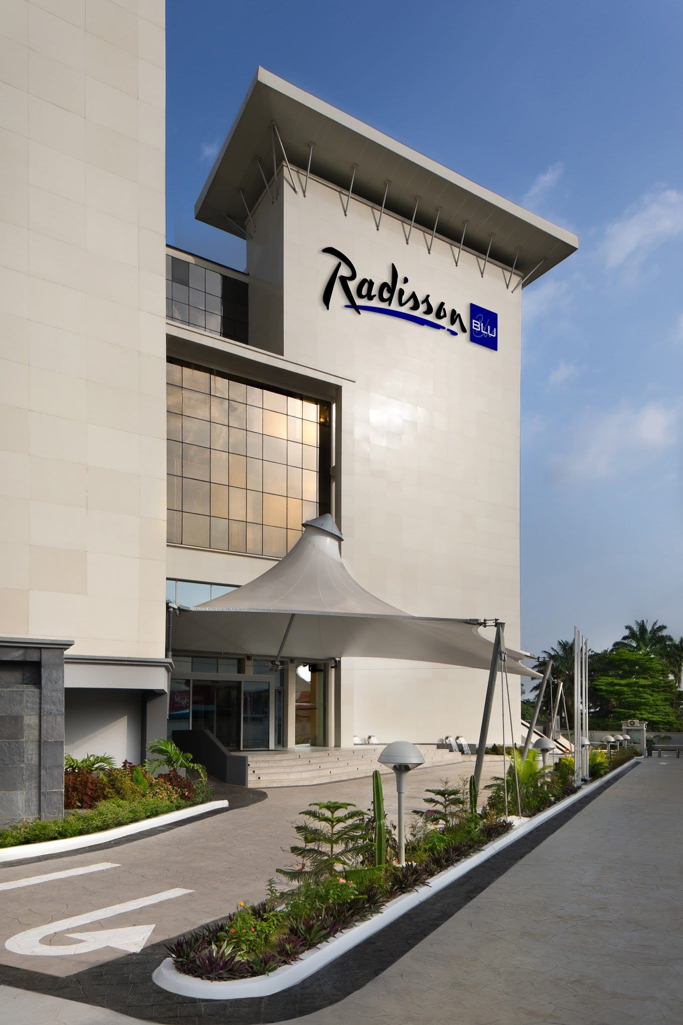 Radisson Blu - Best Rooftop Bars in Lagos Nigeria