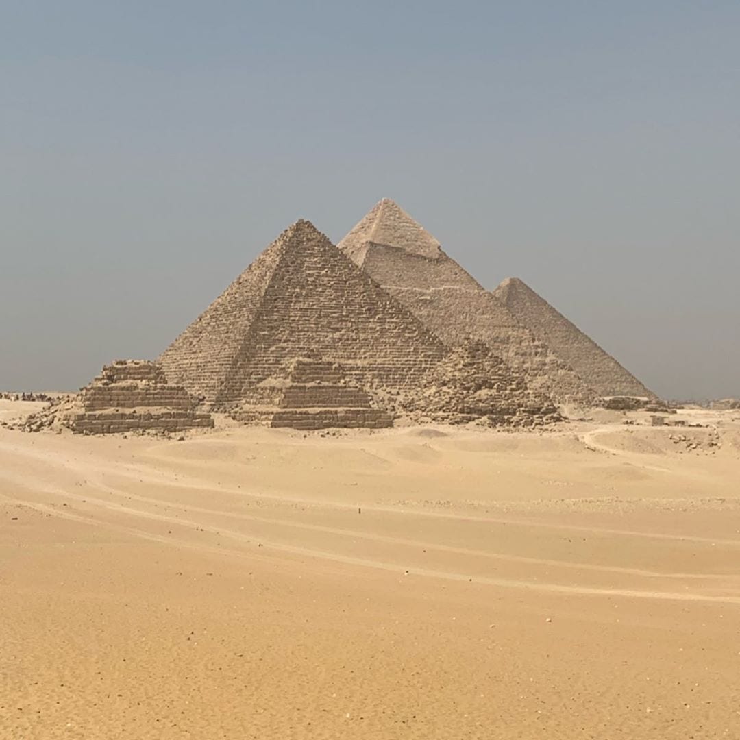 Great Pyramids of Giza Cairo