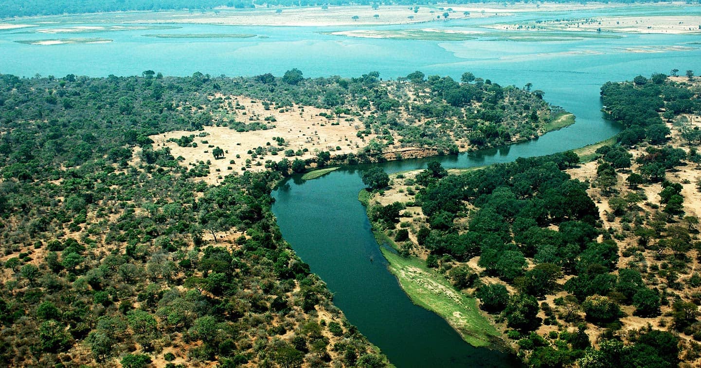 zambezi river zambia